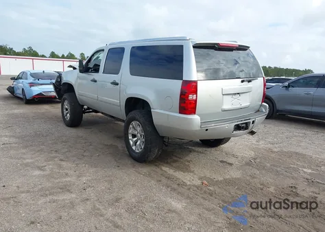 2013 GMC Yukon Xl 1500 Denali z USA, uszkodzony, nr VIN 1GKS1MEF1DR378246